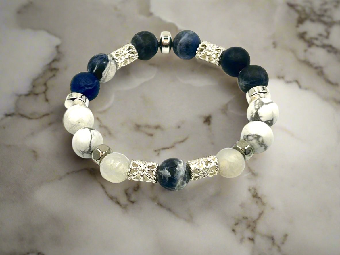 Indigo - Single Strand Bracelet