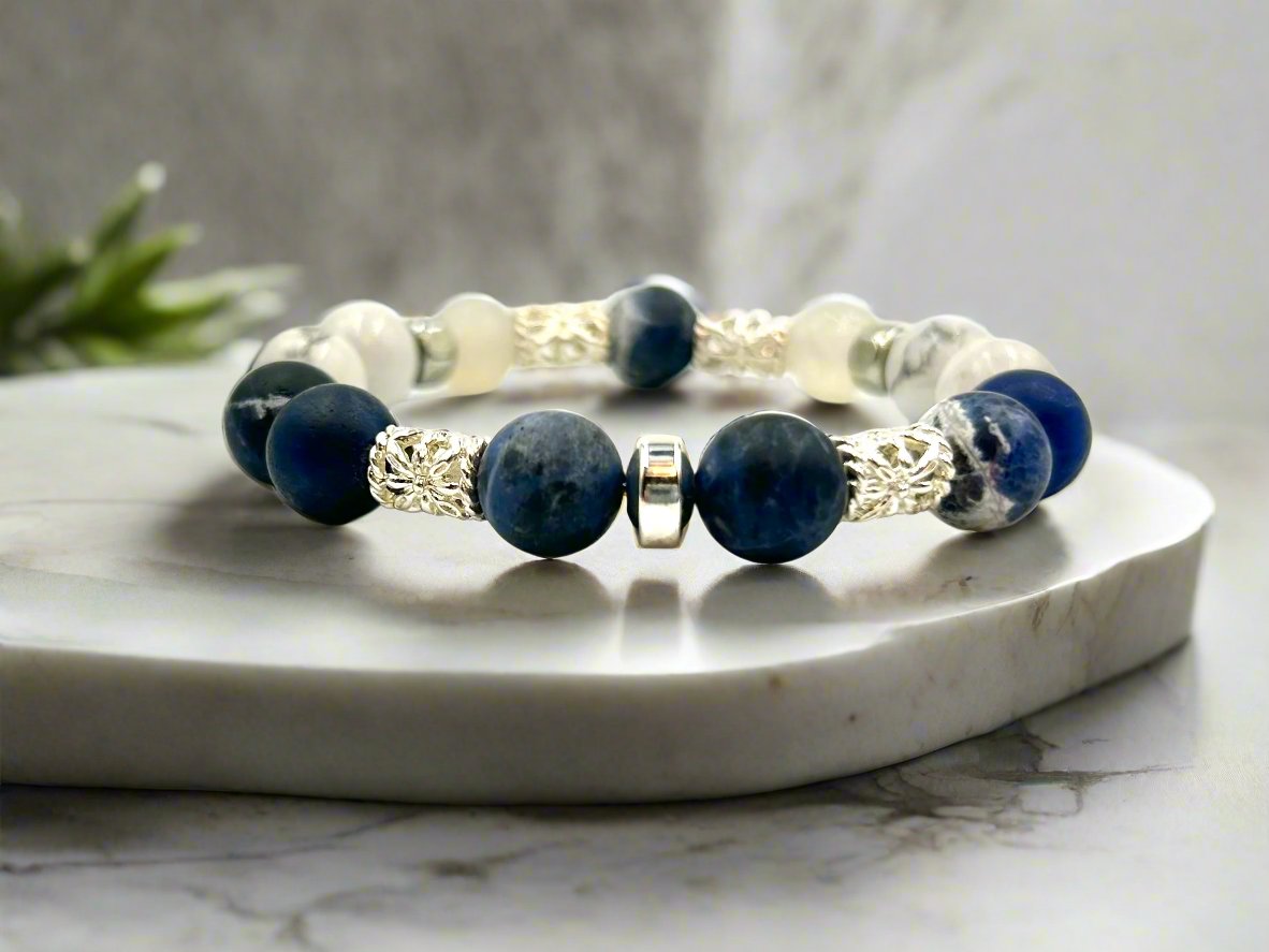 Indigo - Single Strand Bracelet