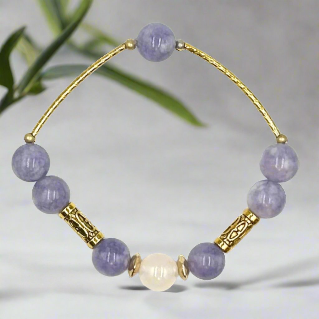 Lovely Lilac- Single Strand Bracelet