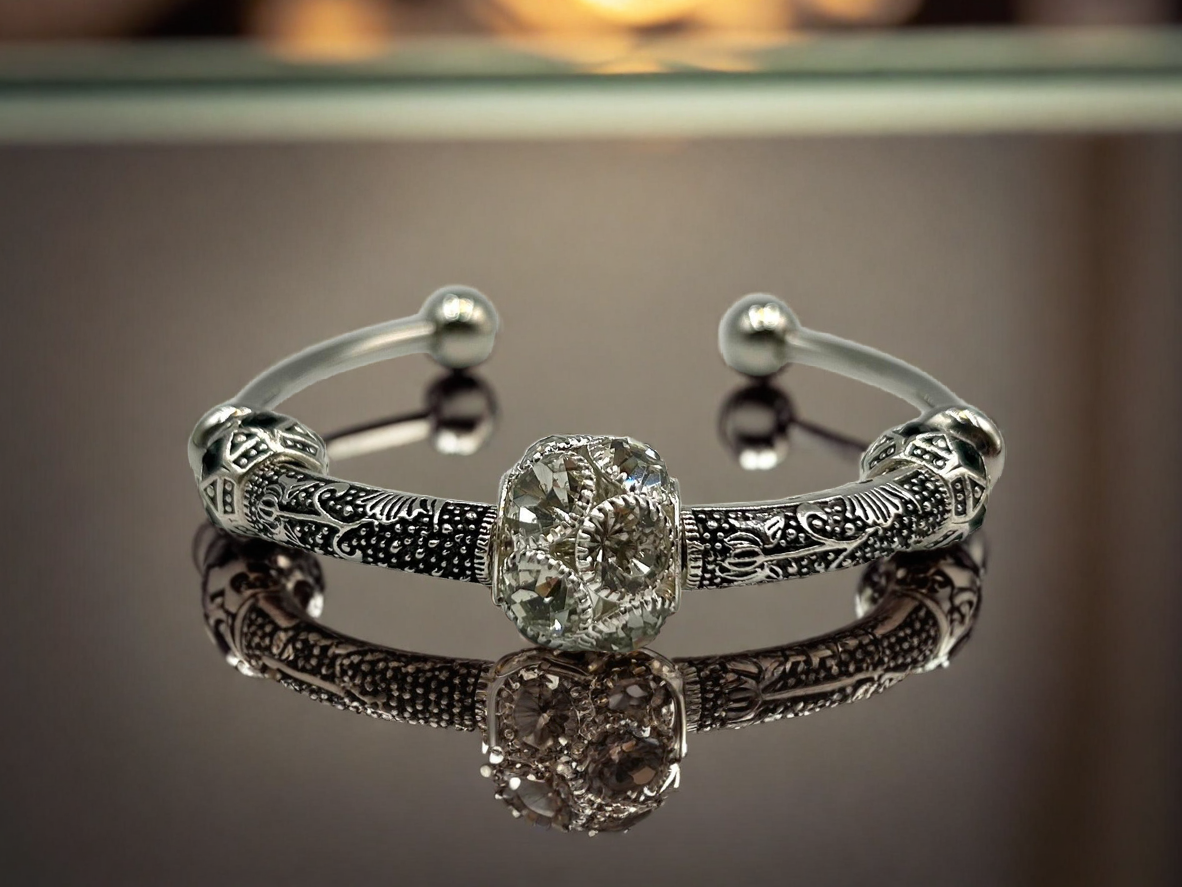 Midnight - Single Cuff Bangle