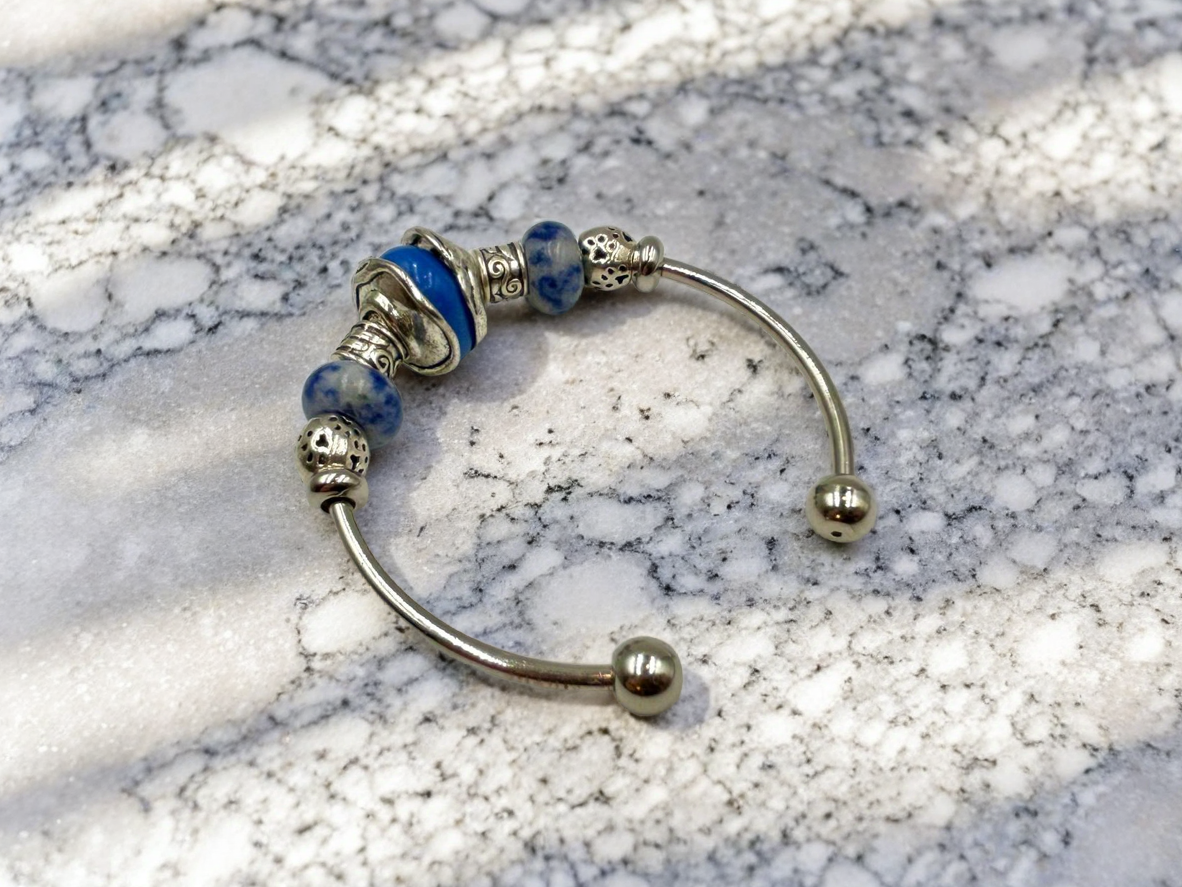 True Blue - Single Strand Bracelet