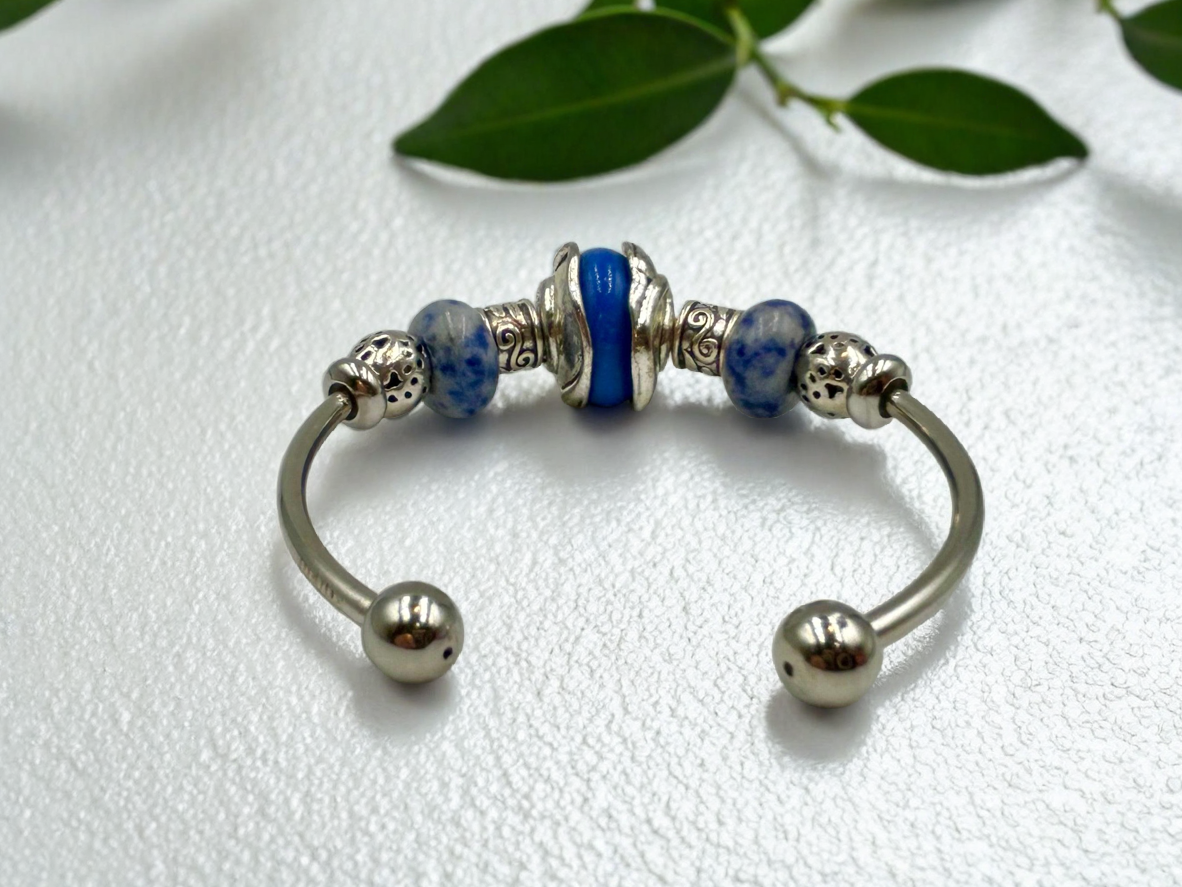 True Blue - Single Strand Bracelet