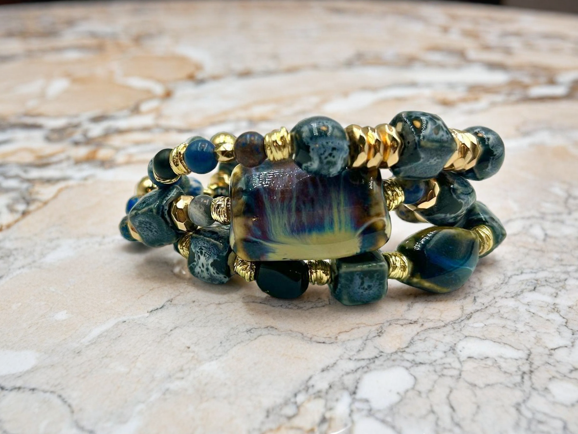 True Blue - Single Strand Bracelet