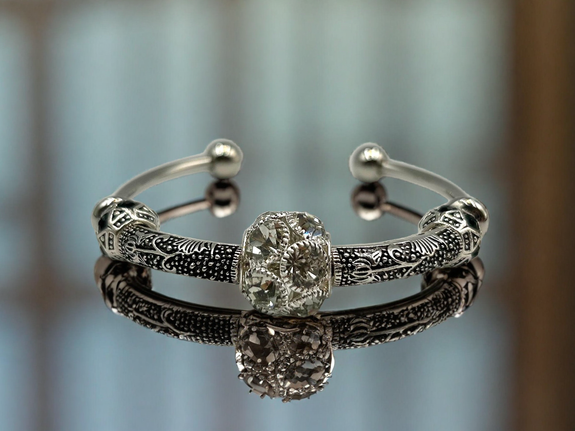 Midnight - Single Cuff Bangle