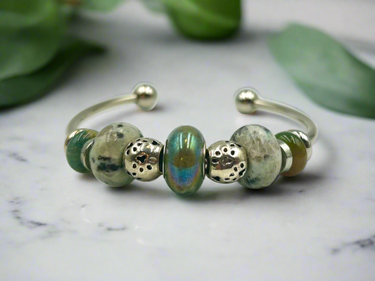 Kiwi Bloom - Single Cuff Bangle