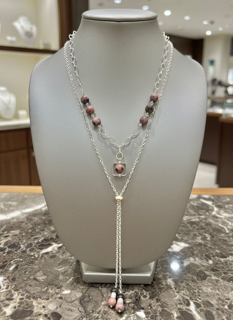 Rose Noir - Beaded Chain Necklace