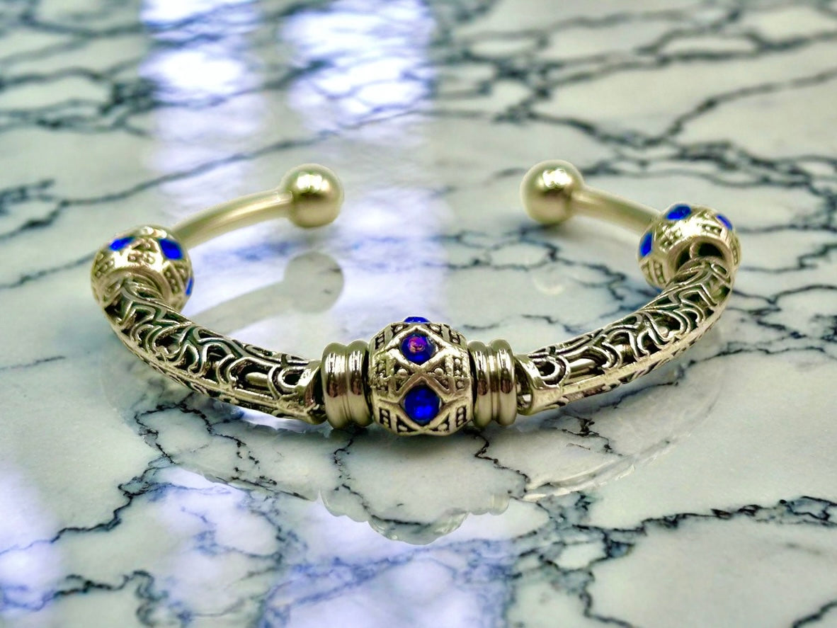 Sapphire Light - Single Cuff Bangle