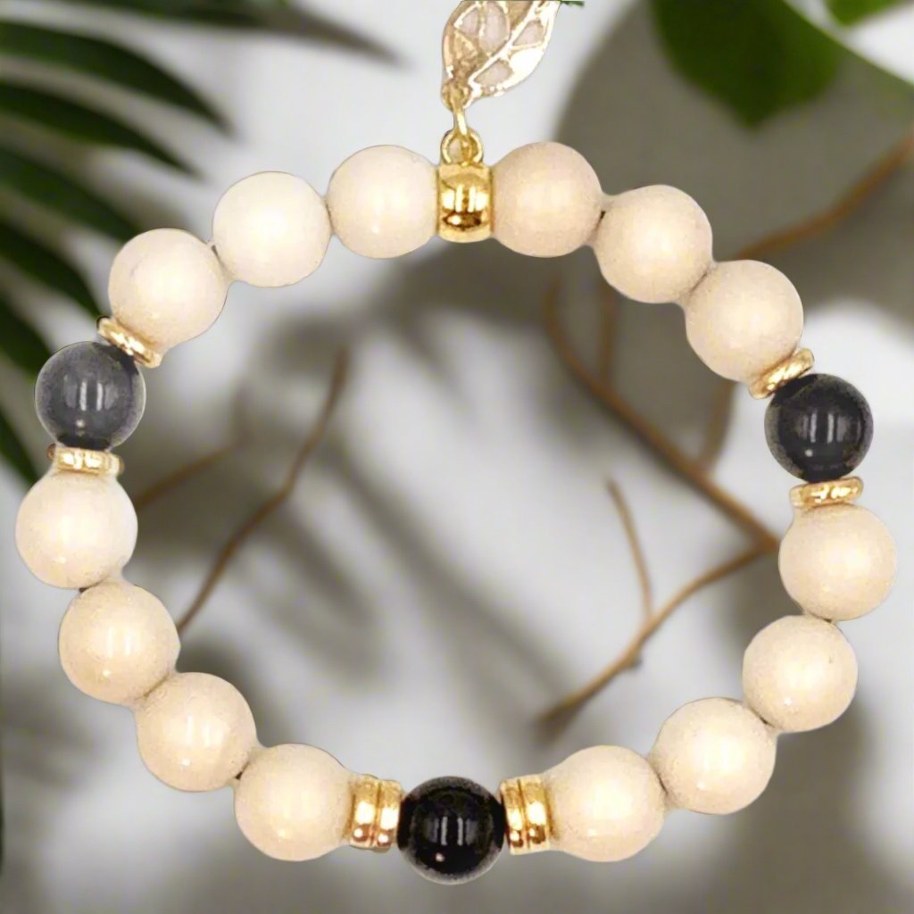 Creamy Fossil - Single Strand Bracelet